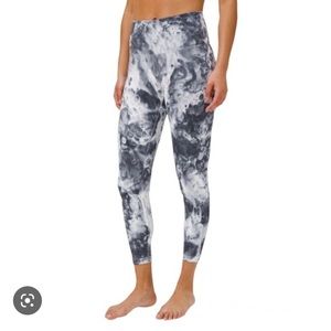 Lululemon Wunder Under Marble Dye 25’